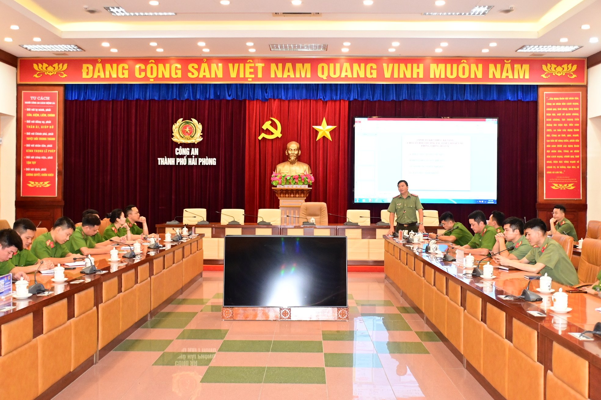 Tập huấn kiến thức, kỹ năng cho cán bộ làm công tác tuyên truyền phòng, chống ma tuý